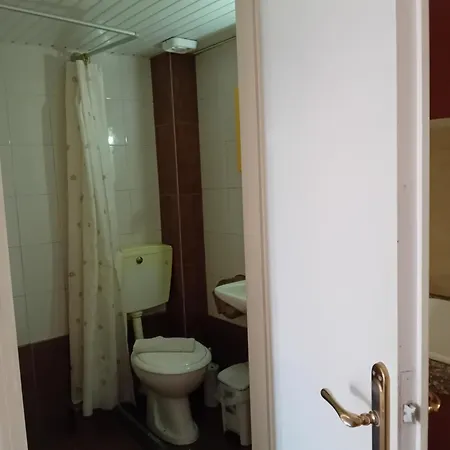 Fafalios Studios Vrontádos Oda fotoğraf
