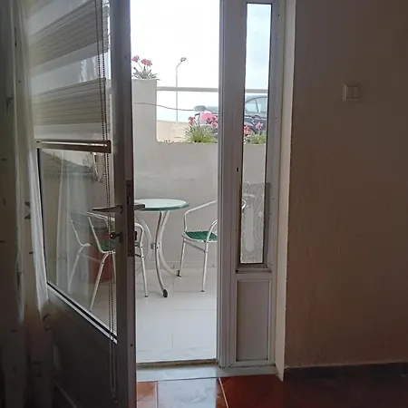 Fafalios Studios Vrontádos Oda fotoğraf